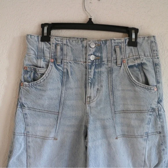 Free People We The Free Extreme Measures Barrel Shorts - Picture 10 of 16